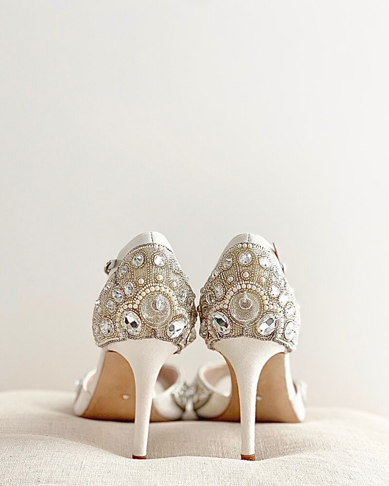 Detail on heel trim of Mirabelle shoesplit-banner image